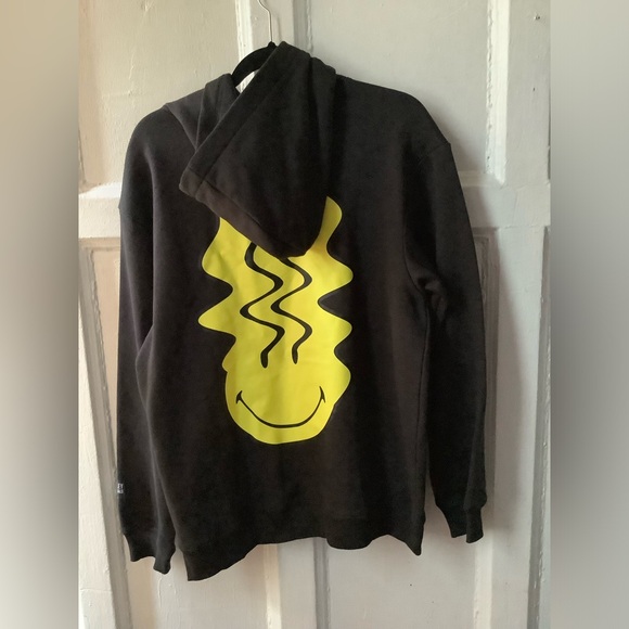 Smiley x H&M Man’s Sweatshirt - Picture 6 of 16